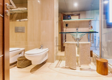 Luxury Apartment with Private Pool and Sea Views in Bahía de la Plata, Estepona