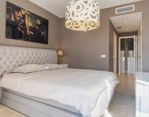 Penthouse for sale in Benatalaya, Estepona East