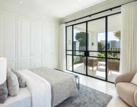 Villa for sale in Valle Romano, Estepona West