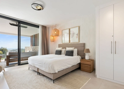 IMPRESIONANTE APARTAMENTO DE 3 DORMITORIOS EN ARTOLA ALTA CON VISTAS AL SUR