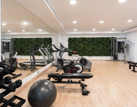 Apartment for sale in Cabopino, Marbella Este