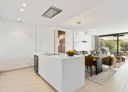 IMPRESIONANTE APARTAMENTO DE 3 DORMITORIOS EN ARTOLA ALTA CON VISTAS AL SUR
