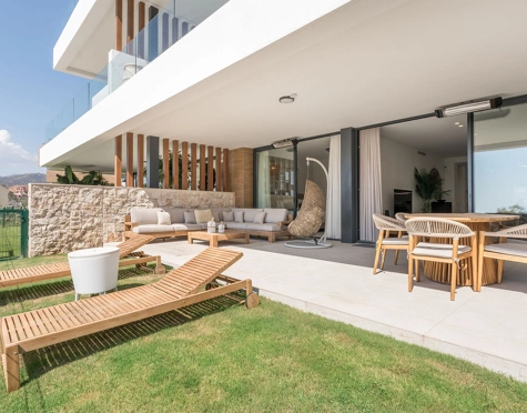 Apartment for sale in Cabopino, Marbella Este