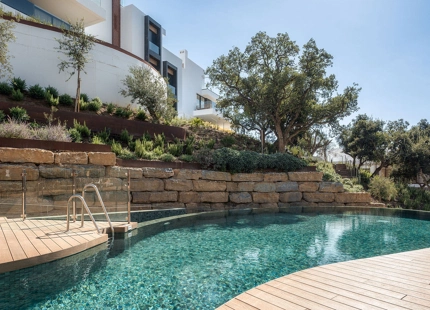 IMPRESIONANTE APARTAMENTO DE 3 DORMITORIOS EN ARTOLA ALTA CON VISTAS AL SUR