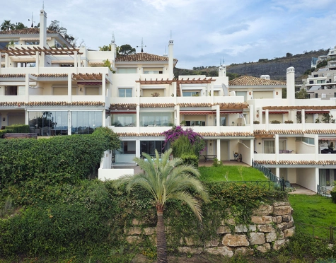 Apartamento en venta en Palacetes Los Belvederes, Nueva Andalucia