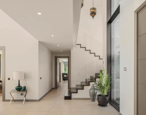 Villa for sale in El Madroñal, Benahavis