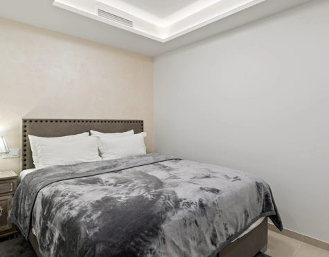 Apartamento en venta en Nueva Andalucia, Marbella