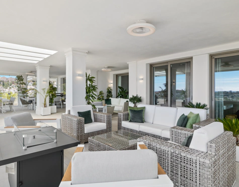 Apartamento en venta en Nueva Andalucia, Marbella