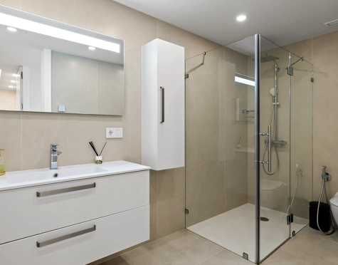 Apartamento en venta en Nueva Andalucia, Marbella