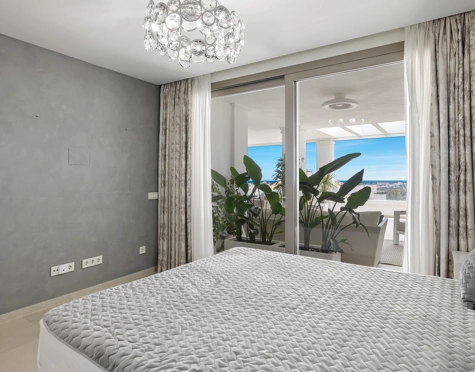 Apartamento en venta en Nueva Andalucia, Marbella