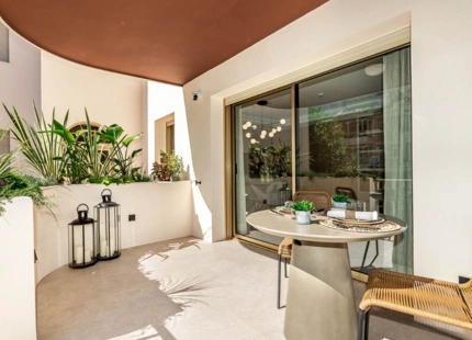 EXQUISITE LUXURY APARTMENT IN THE HEART OF PUERTO BANÚS
