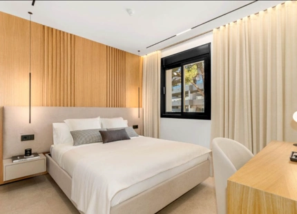 EXQUISITE LUXURY APARTMENT IN THE HEART OF PUERTO BANÚS