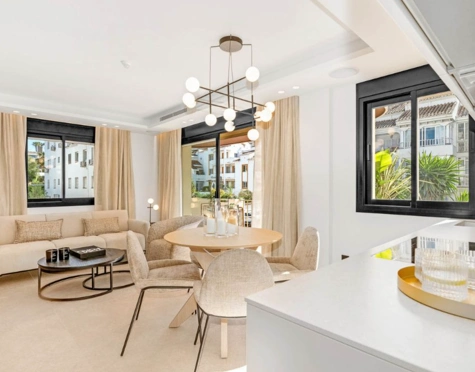 EXQUISITO APARTAMENTO DE LUJO EN EL CORAZÓN DE PUERTO BANÚS