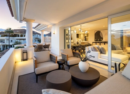 EXCEPCIONAL DÚPLEX A LA VENTA EN LA MILLA DE ORO DE MARBELLA