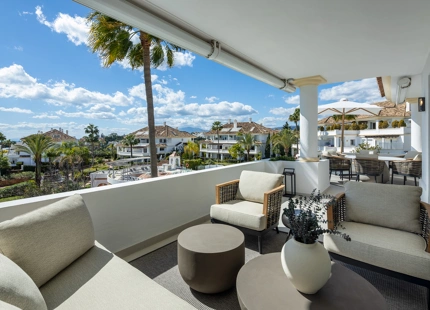EXCEPCIONAL DÚPLEX A LA VENTA EN LA MILLA DE ORO DE MARBELLA