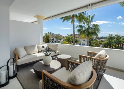 EXCEPCIONAL DÚPLEX A LA VENTA EN LA MILLA DE ORO DE MARBELLA