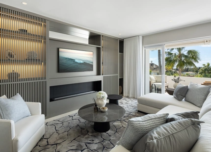 EXCEPCIONAL DÚPLEX A LA VENTA EN LA MILLA DE ORO DE MARBELLA