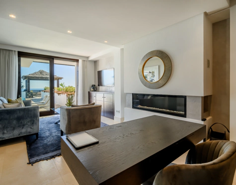 Villa for sale in Los Flamingos, Benahavis