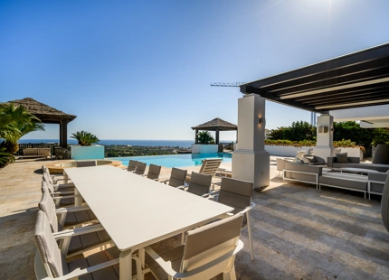 CHARMING 5-BEDROOM VILLA IN LOS FLAMINGOS – THE DREAM HOME