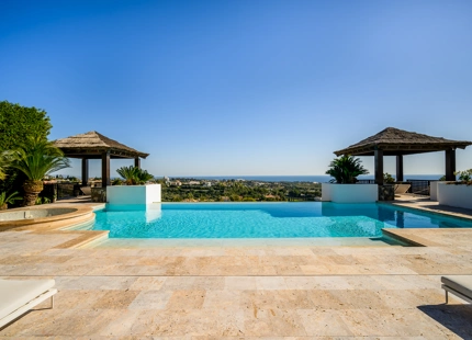 CHARMING 5-BEDROOM VILLA IN LOS FLAMINGOS – THE DREAM HOME