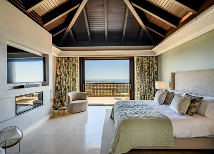 CHARMING 5-BEDROOM VILLA IN LOS FLAMINGOS – THE DREAM HOME