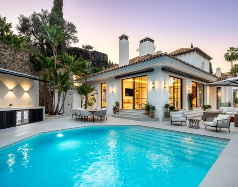 Villa en venta en El Herrojo, Benahavis