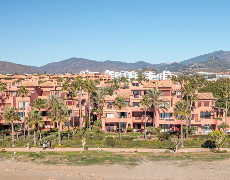 Ground Floor Apartment for sale in Almenara Beach, Estepona East