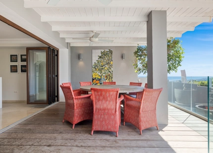 CHARMING 5-BEDROOM TOWNHOUSE WITH PRIVATE POOL IN BENAHAVIS