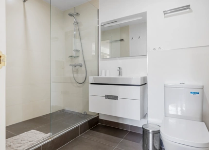 CHARMING 5-BEDROOM TOWNHOUSE WITH PRIVATE POOL IN BENAHAVIS