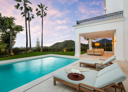 EXCEPTIONAL LUXURY VILLA WITH BREATHTAKING VIEWS IN BENAHAVÍS