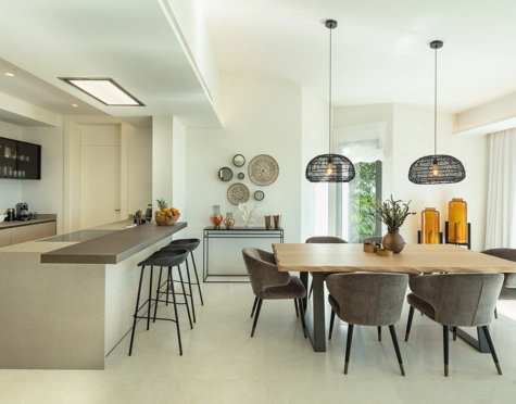 Villa for sale in El Rosario, Marbella Este