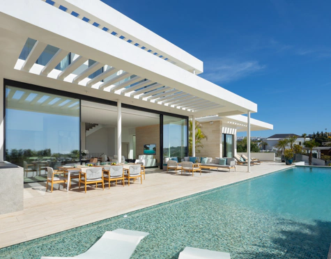 Villa for sale in Los Flamingos, Benahavis