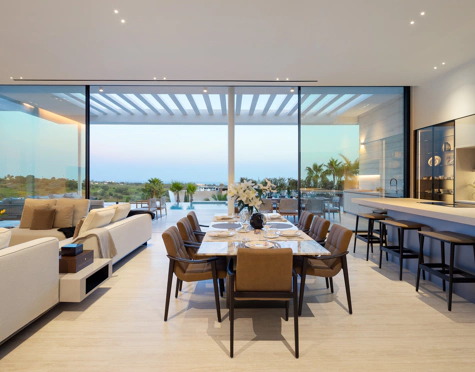 Villa for sale in Los Flamingos, Benahavis