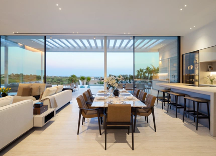 EXQUISITE LUXURY VILLA WITH STUNNING SEA VIEWS IN BENAHAVÍS