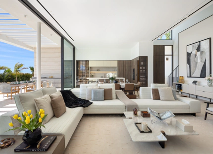 EXQUISITE LUXURY VILLA WITH STUNNING SEA VIEWS IN BENAHAVÍS
