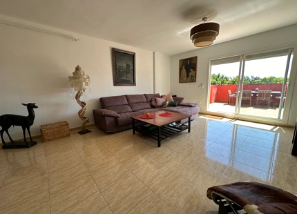 CENTRAL APARTMENT FOR SALE IN SAN PEDRO