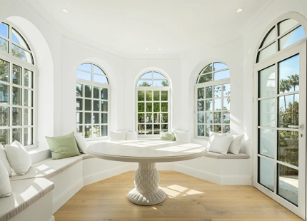 EXCEPTIONAL FIVE-BEDROOM VILLA WITH STUNNING FEATURES IN NUEVA ANDALUCÍA