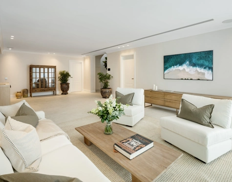 Villa for sale in Nueva Andalucia, Marbella