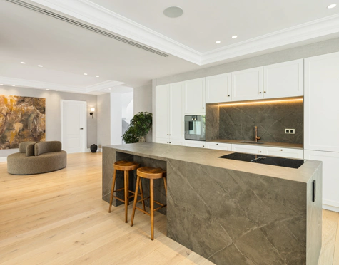 Villa for sale in Nueva Andalucia, Marbella