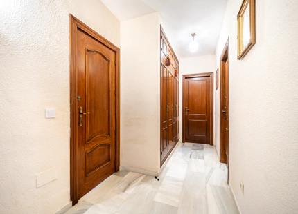 CHARMING 4-BEDROOM VILLA WITH EXPANSIVE OUTDOOR AREA IN El ROSARIO, MARBELLA