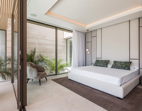 Villa for sale in Paraiso Alto, Benahavis