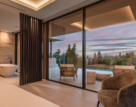 Villa for sale in Paraiso Alto, Benahavis