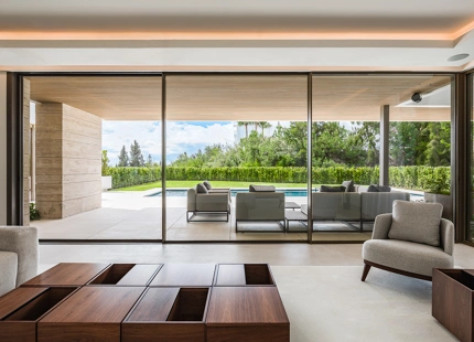 BRAND NEW LUXURY 5-BEDROOM VILLA IN BENAHAVÍS
