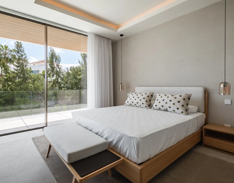 Villa for sale in Paraiso Alto, Benahavis