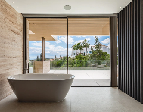 Villa for sale in Paraiso Alto, Benahavis