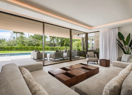BRAND NEW LUXURY 5-BEDROOM VILLA IN BENAHAVÍS