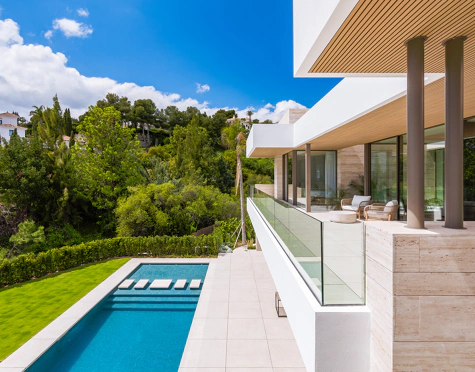 Villa for sale in Paraiso Alto, Benahavis