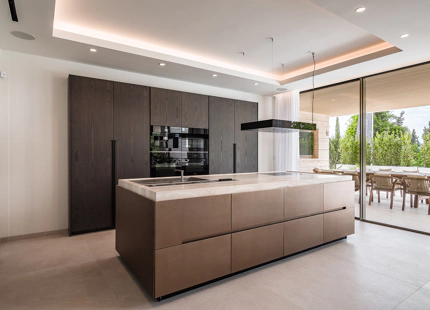 BRAND NEW LUXURY 5-BEDROOM VILLA IN BENAHAVÍS