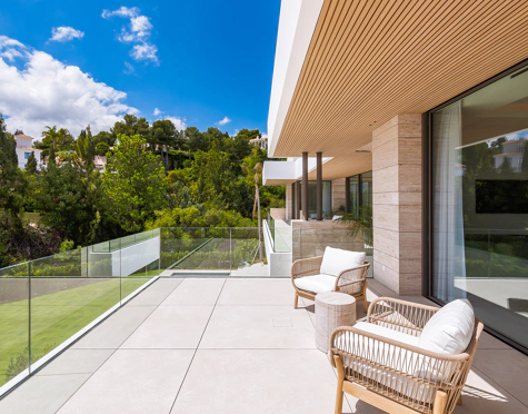 Villa for sale in Paraiso Alto, Benahavis