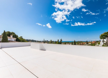 BRAND NEW LUXURY 5-BEDROOM VILLA IN BENAHAVÍS